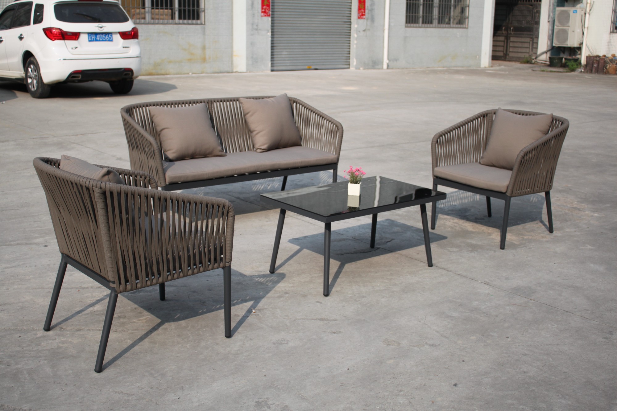 Outdoor-Sofa-Set, graue Rattan-Gartenmöbel