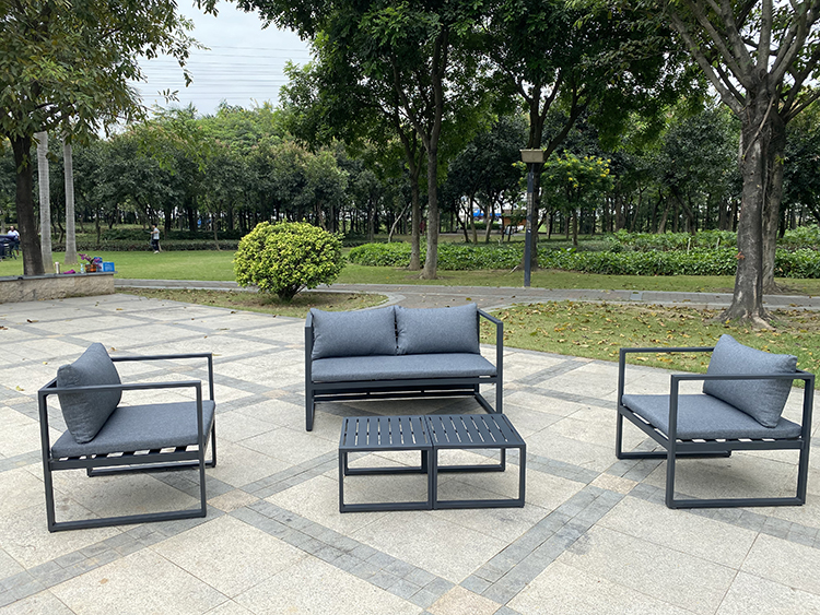 metal outdoor furniture
