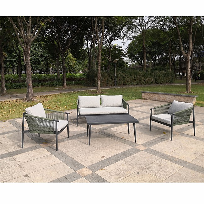 China Outdoor Wicker Sectional Sofa Couch