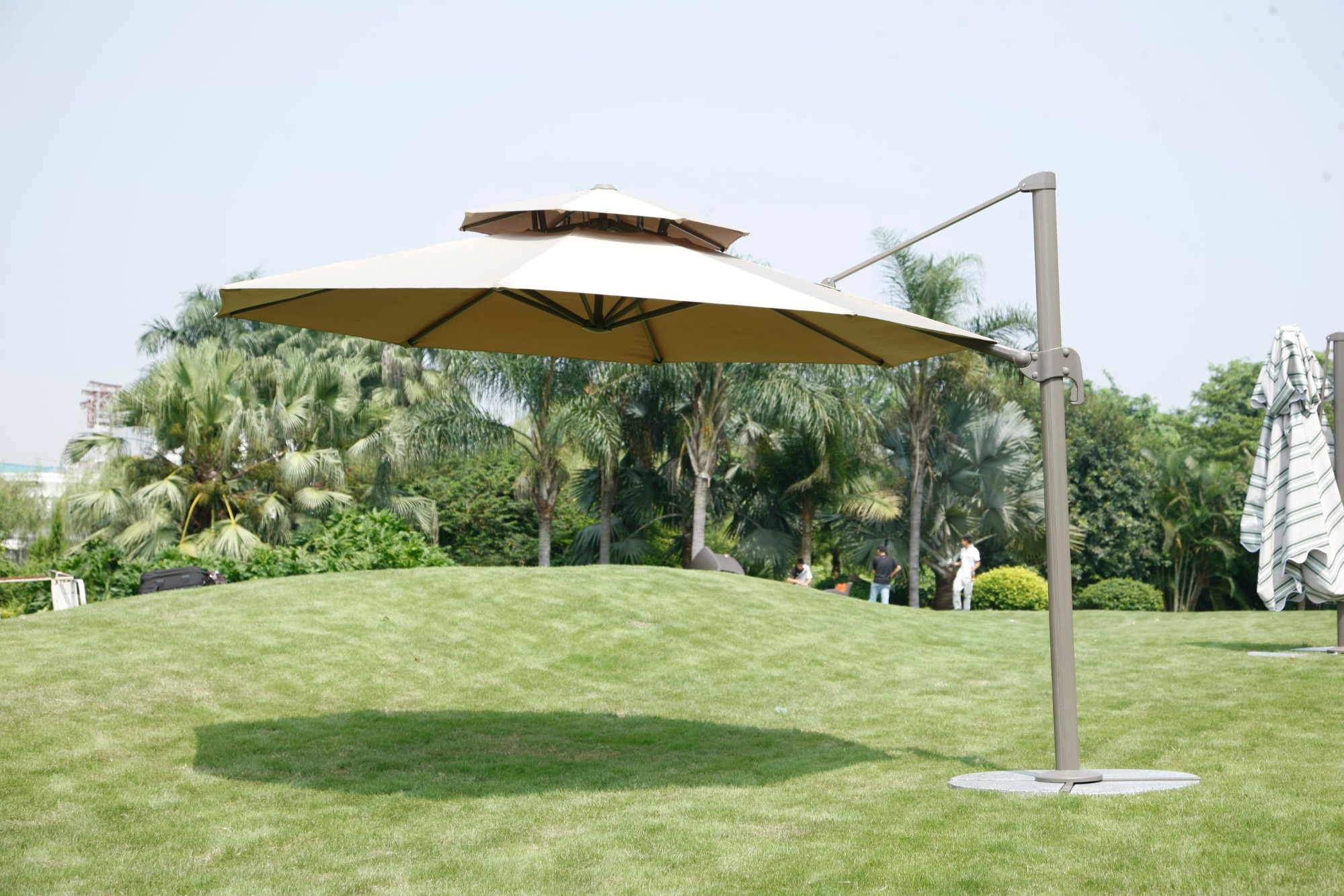 Mobiliário de exterior para jardim com dossel duplo guarda-sol