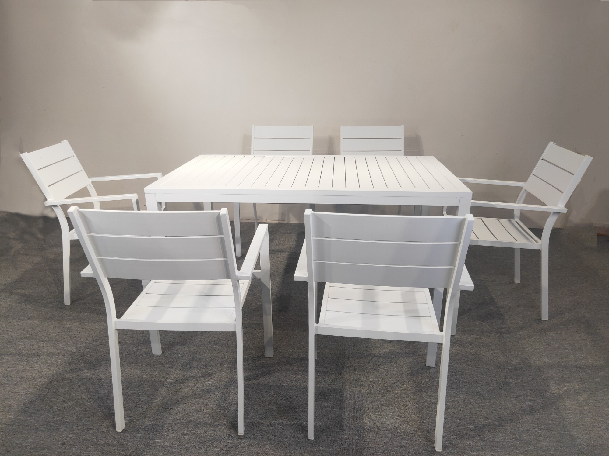 Tavoli da pranzo e sedie da esterno Mobili da giardino