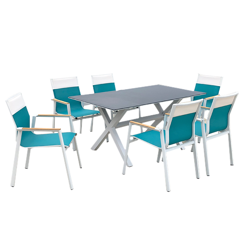 Gartenmöbel Tische und Stühle für den Außenbereich