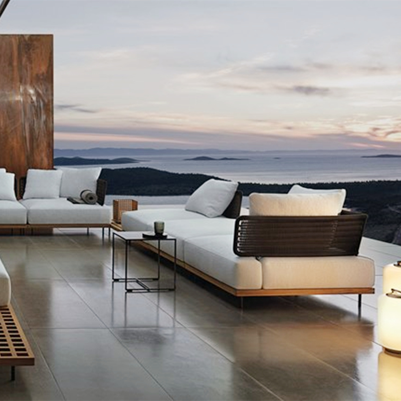 HOW TO CHOOSE OUTDOOR SOFA