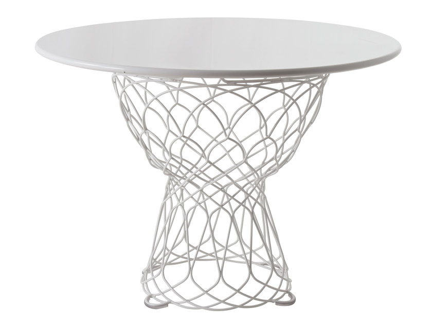 tavolino da caffè alla moda con struttura in alluminio