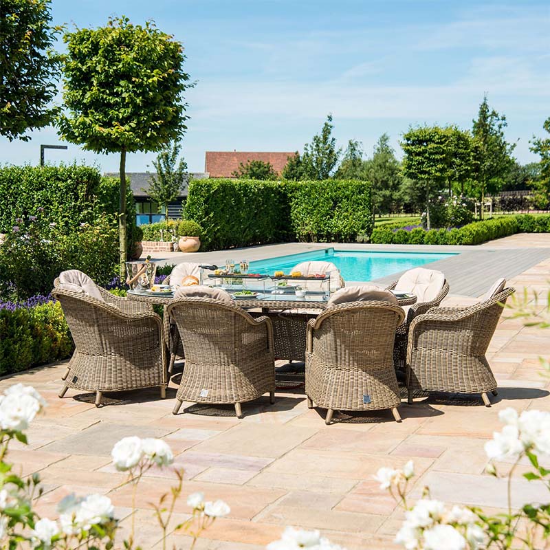 How to choose high-quality outdoor furniture