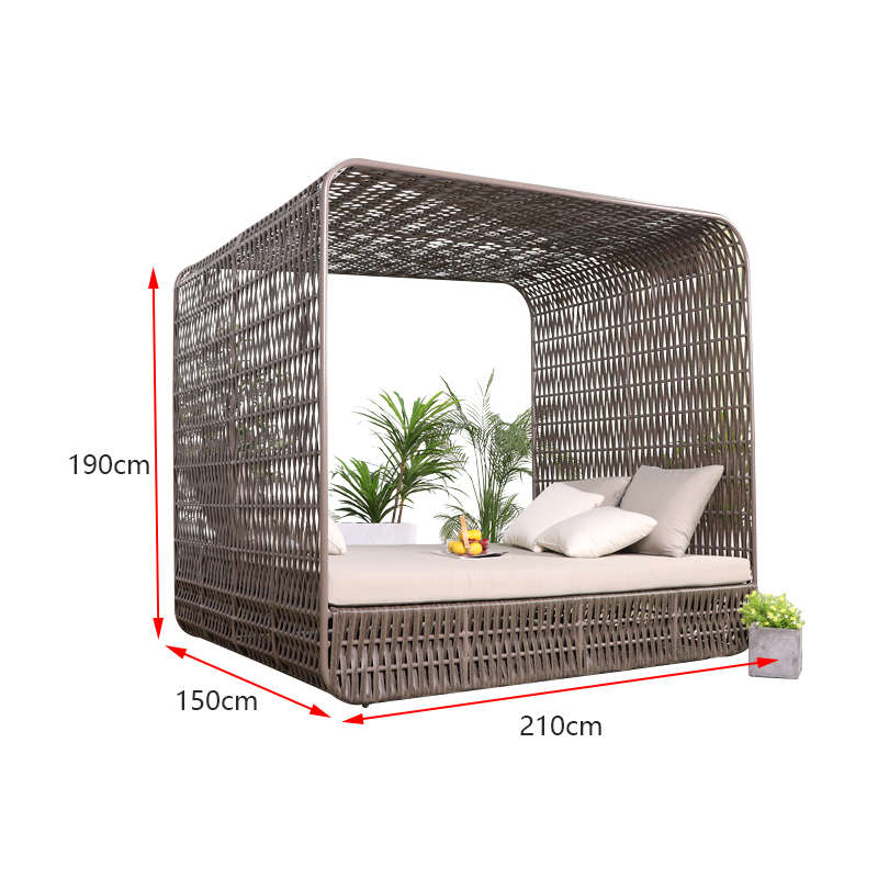 Wicker Outdoor Day Bed with Beige Cushions