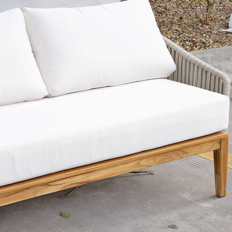 أريكة خارجية من خشب الساج باللون البني مكونة من 4 قطع مع وسائد