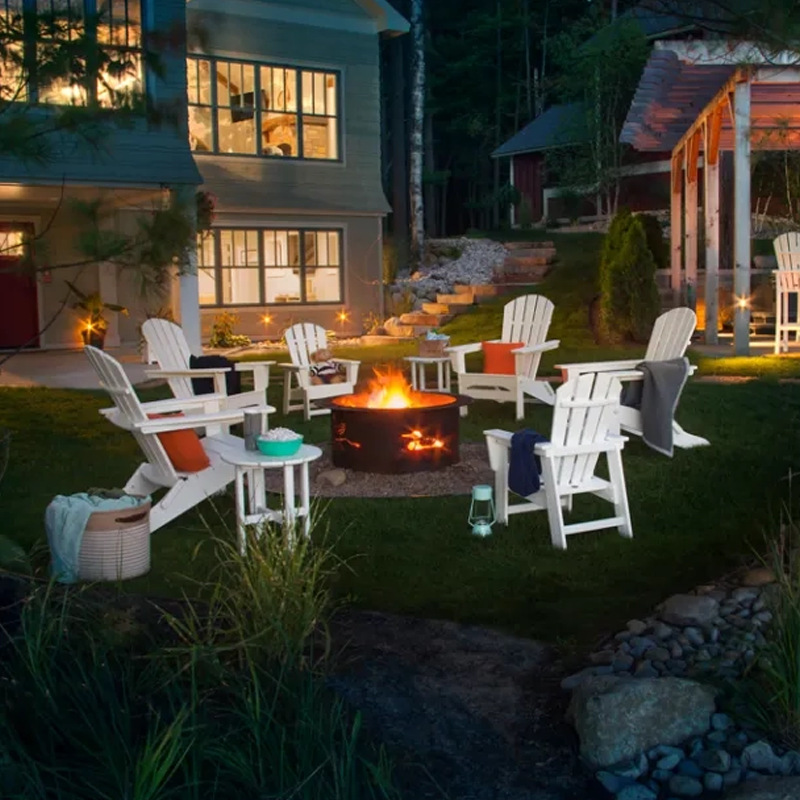 When is the best time to buy outdoor furniture?