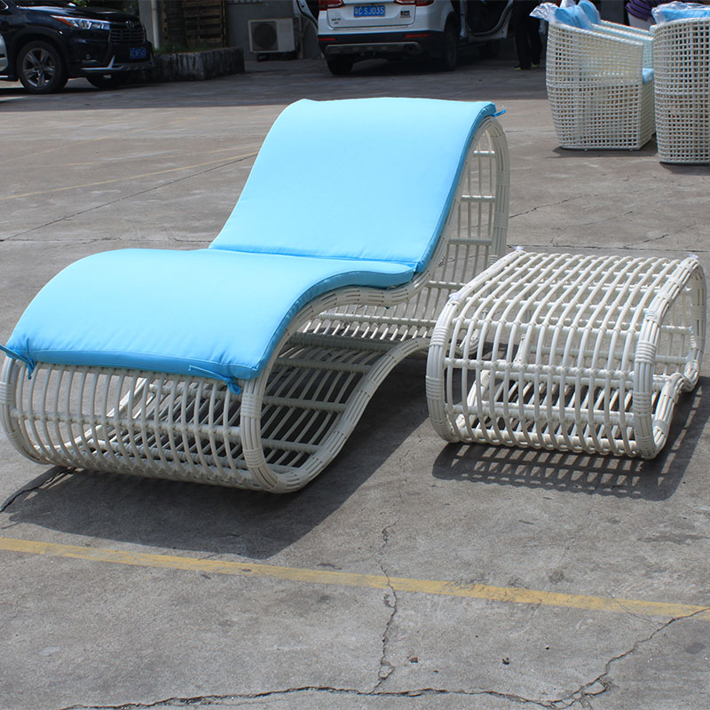 Whosale sun lounger factory with cheap price