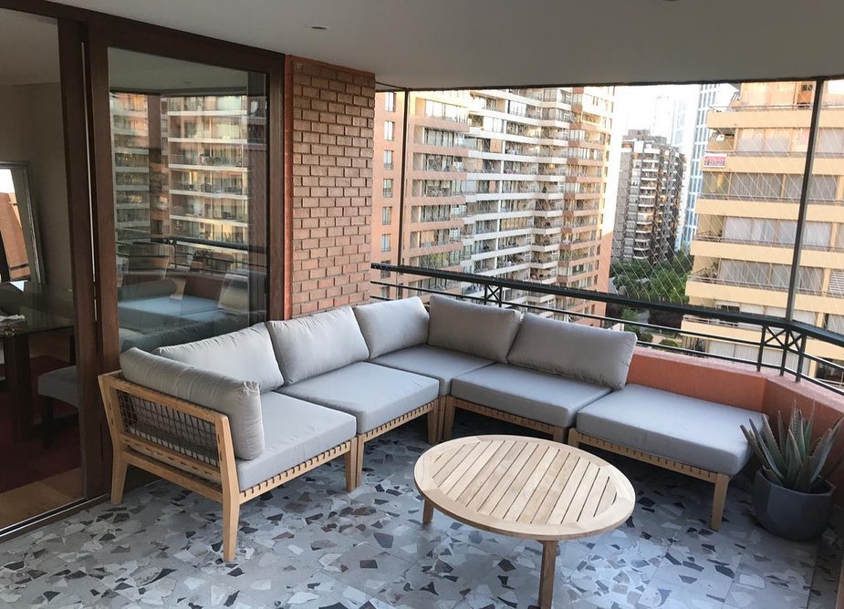 China 5 Reasons to Choose Wooden Patio Furniture for Your Outdoor Space