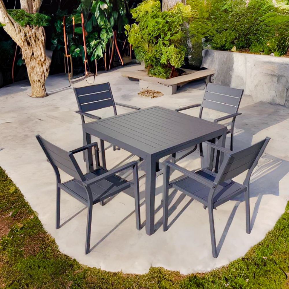 The Advantages of Aluminum Outdoor Furniture