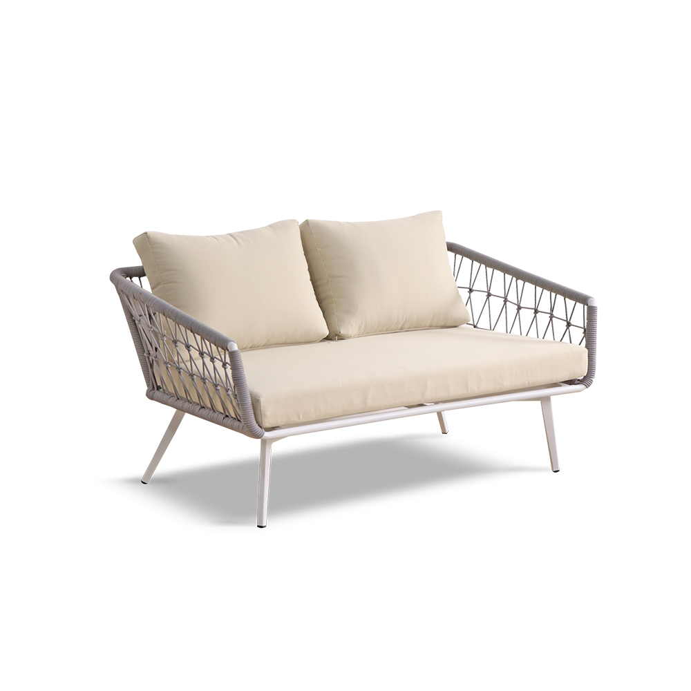 O pátio da mobília exterior da corda ajusta o sofá do jardim