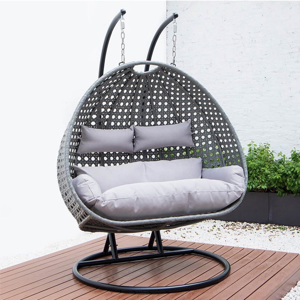 Exploring the Styles of outdoor hanging chairs