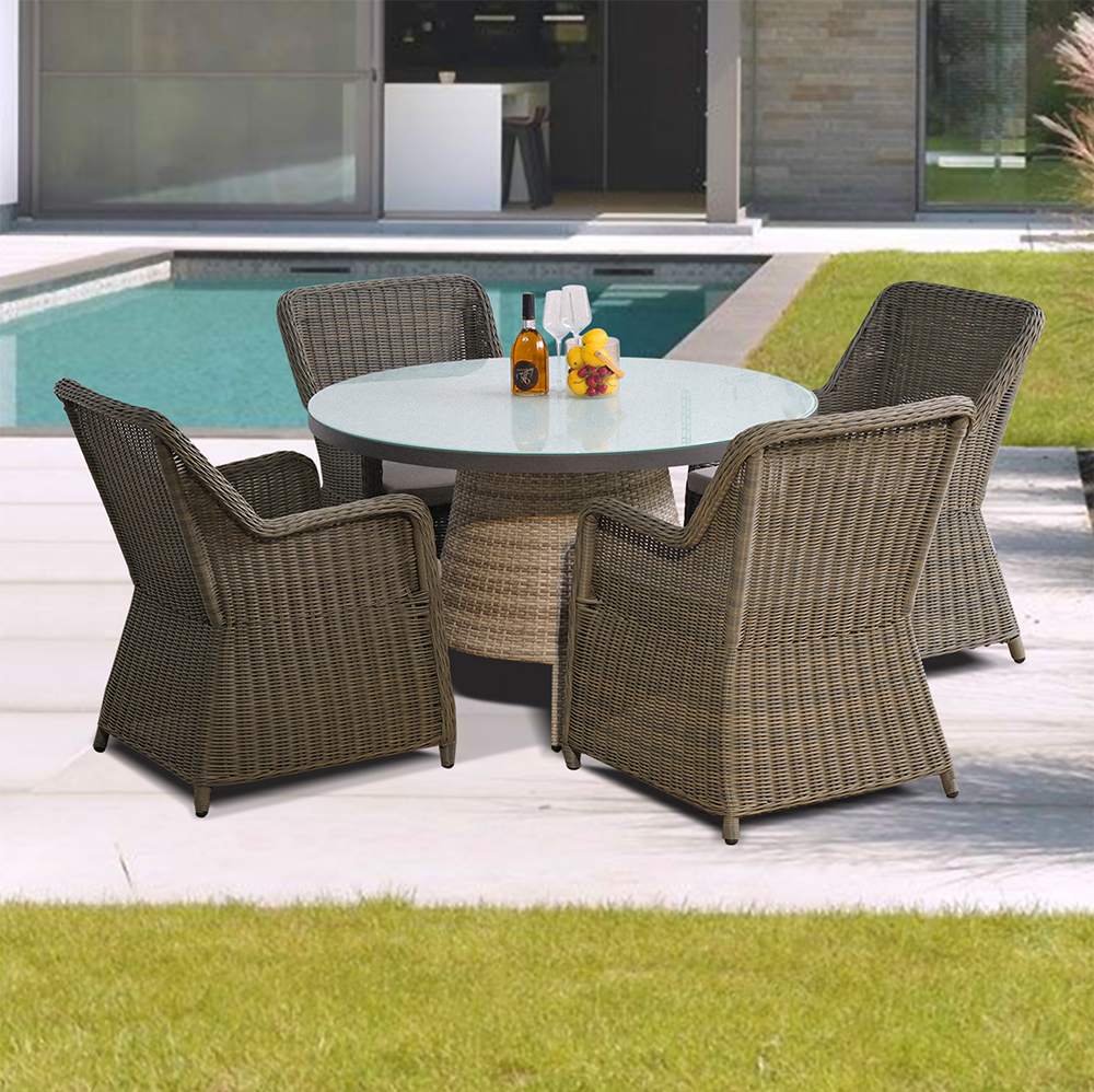 black outdoor dining chairs