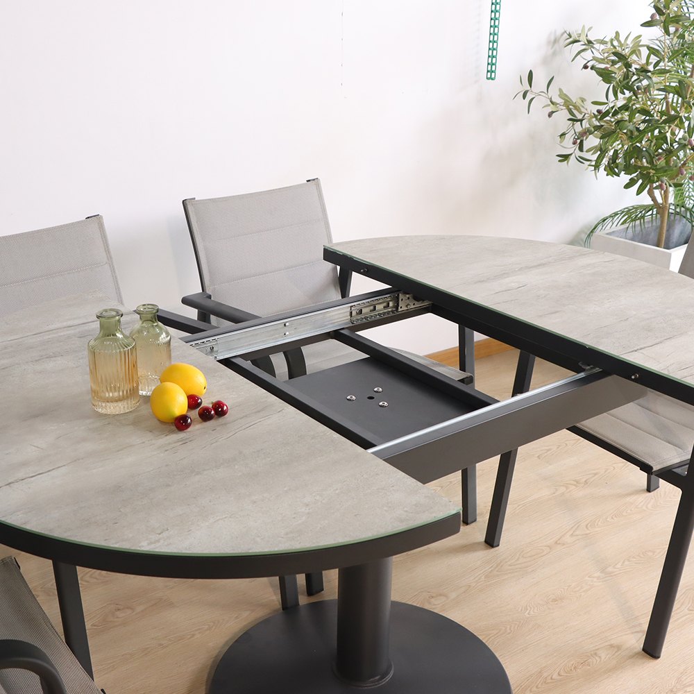 outdoor retractable dining table and chairs