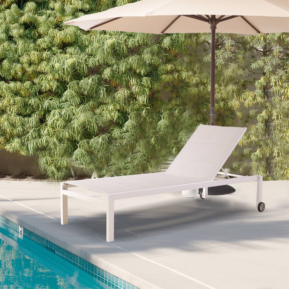 Newly revised aluminum mesh sun lounger