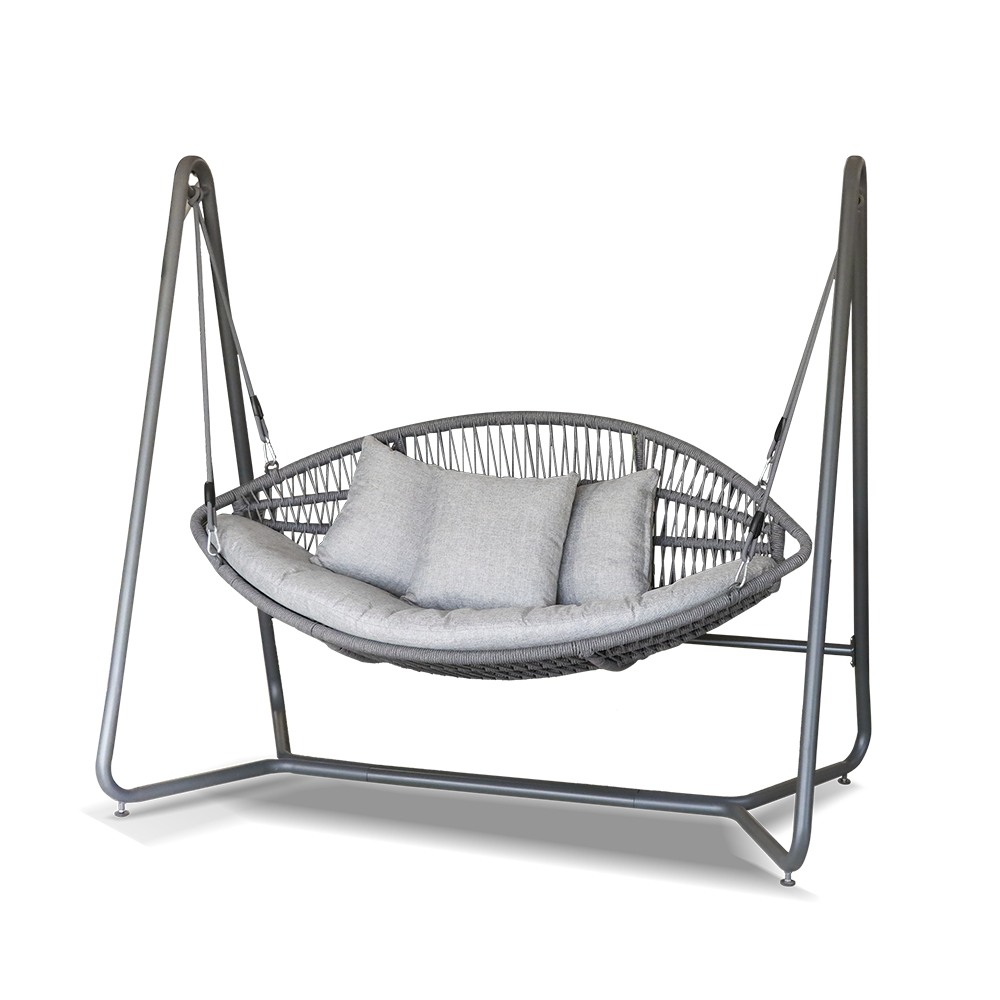 Egg double hanging chair with cushion