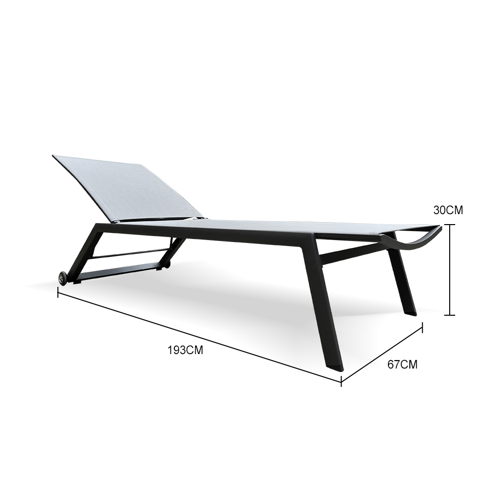 Adjustable metal outdoor lounge chair
