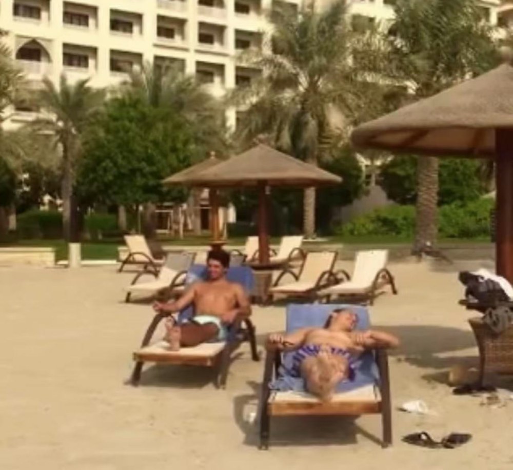 sun loungers