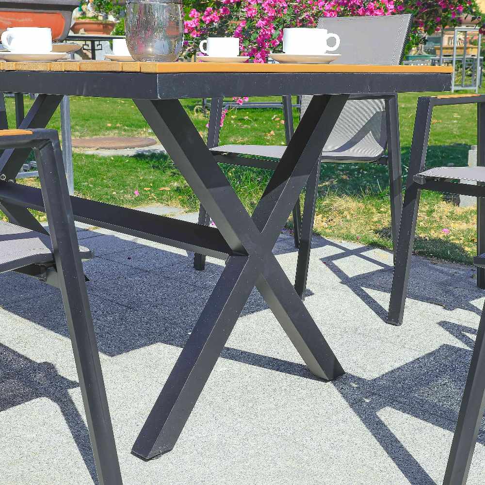 garden dining set