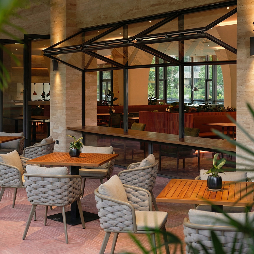 Luxury Outdoor Chair for Hotel & Restaurant