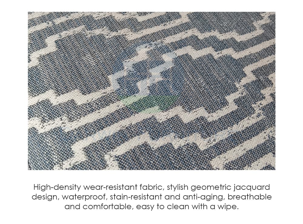 Outdoor Lounge Chair