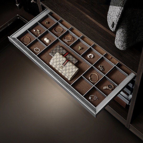 703741S-A Ящик для хранения аксессуаров серии, 600 мм