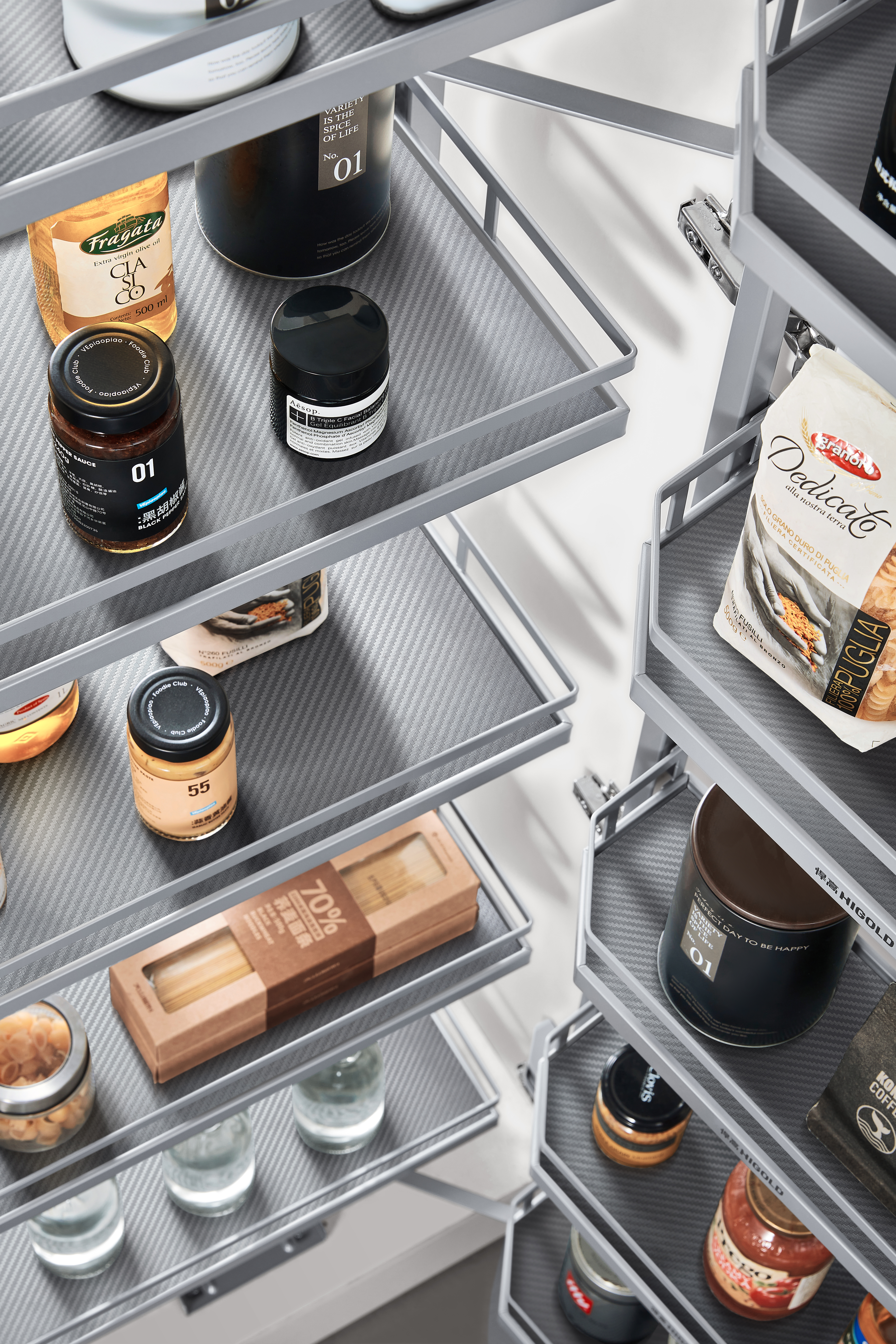 202266 - Garde-manger pivotant et coulissant de la série Platinum