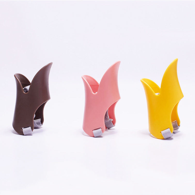 Material TPR a prueba de mordeduras Forma de boca de pato Cubre Bozal Juego de boca para mascotas