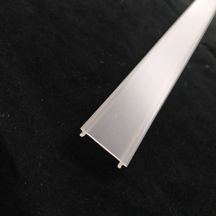 Lente de extrusión LED asimétrica única de 18 grados de 25 mm con luces