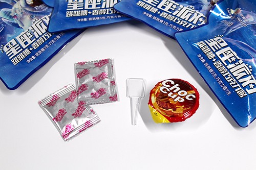 Китай 11 г смешанных конфет с шоколадным соусом, производитель