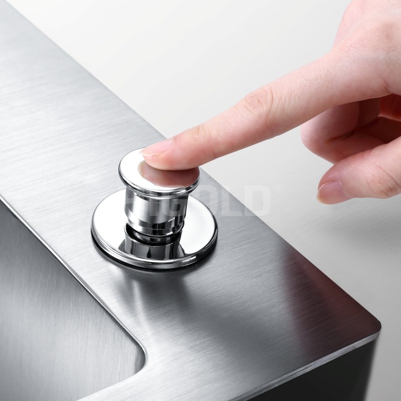 带有后排水装置的双重专利水槽