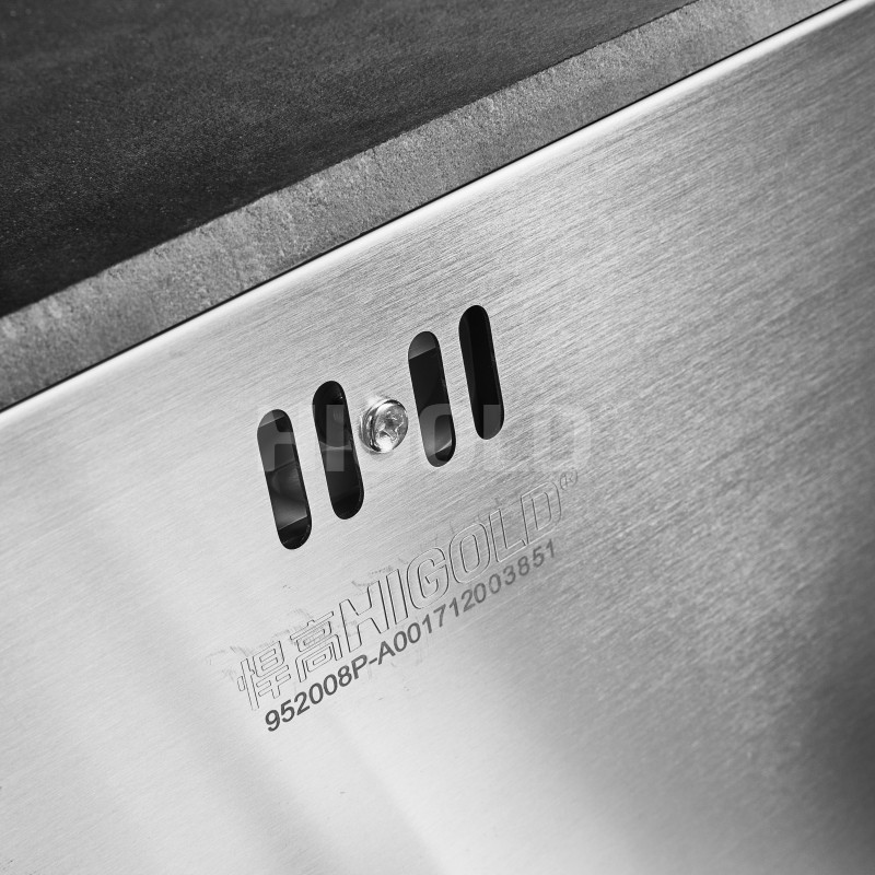 ローズ ゴールド PVD ​​およびナノ ハンドメイド シングル ボウル アンダーマウント ステンレス スチール シンク