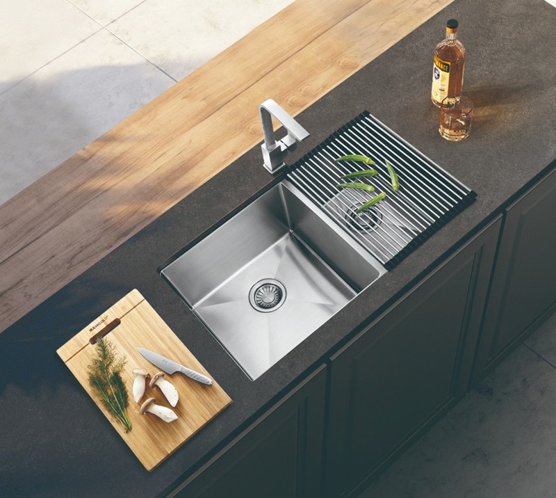 Undermount 18 Gauge Standaard Maat Dubbele kom Handgemaakte SUS304 Sink