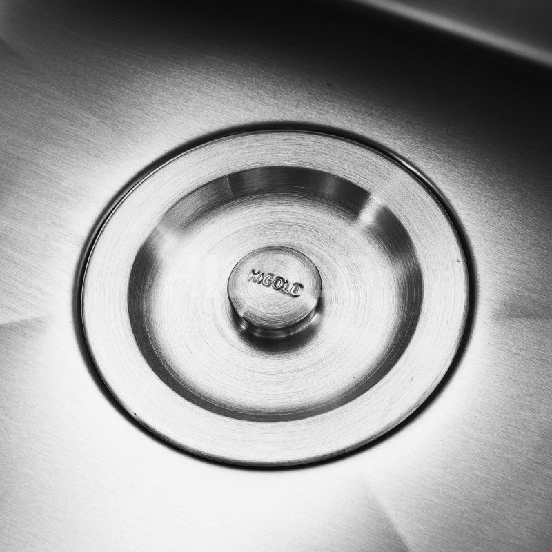 stainless steel sink