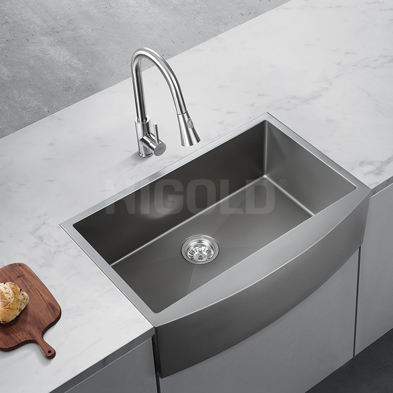 single-bowl sink