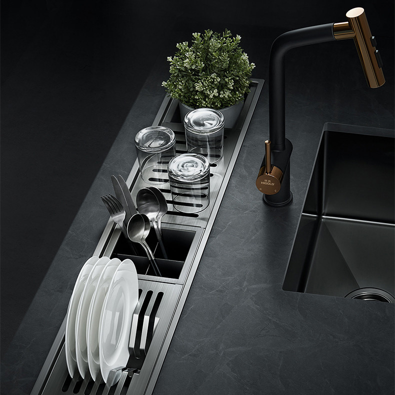 stainless steel kitchen sink