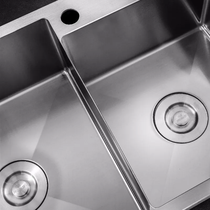 stainless steel kitchen sink