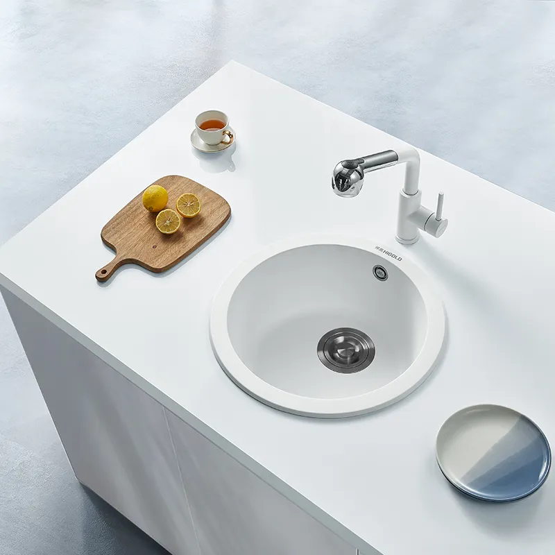 single-bowl sink