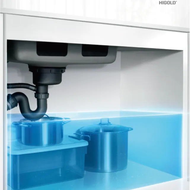 stainless steel sink