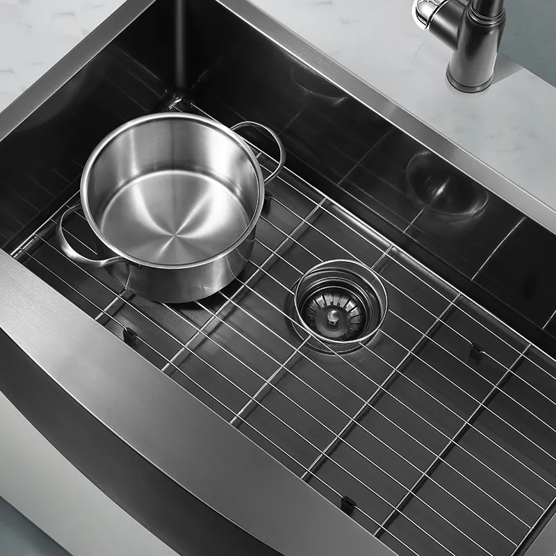apron-front sink