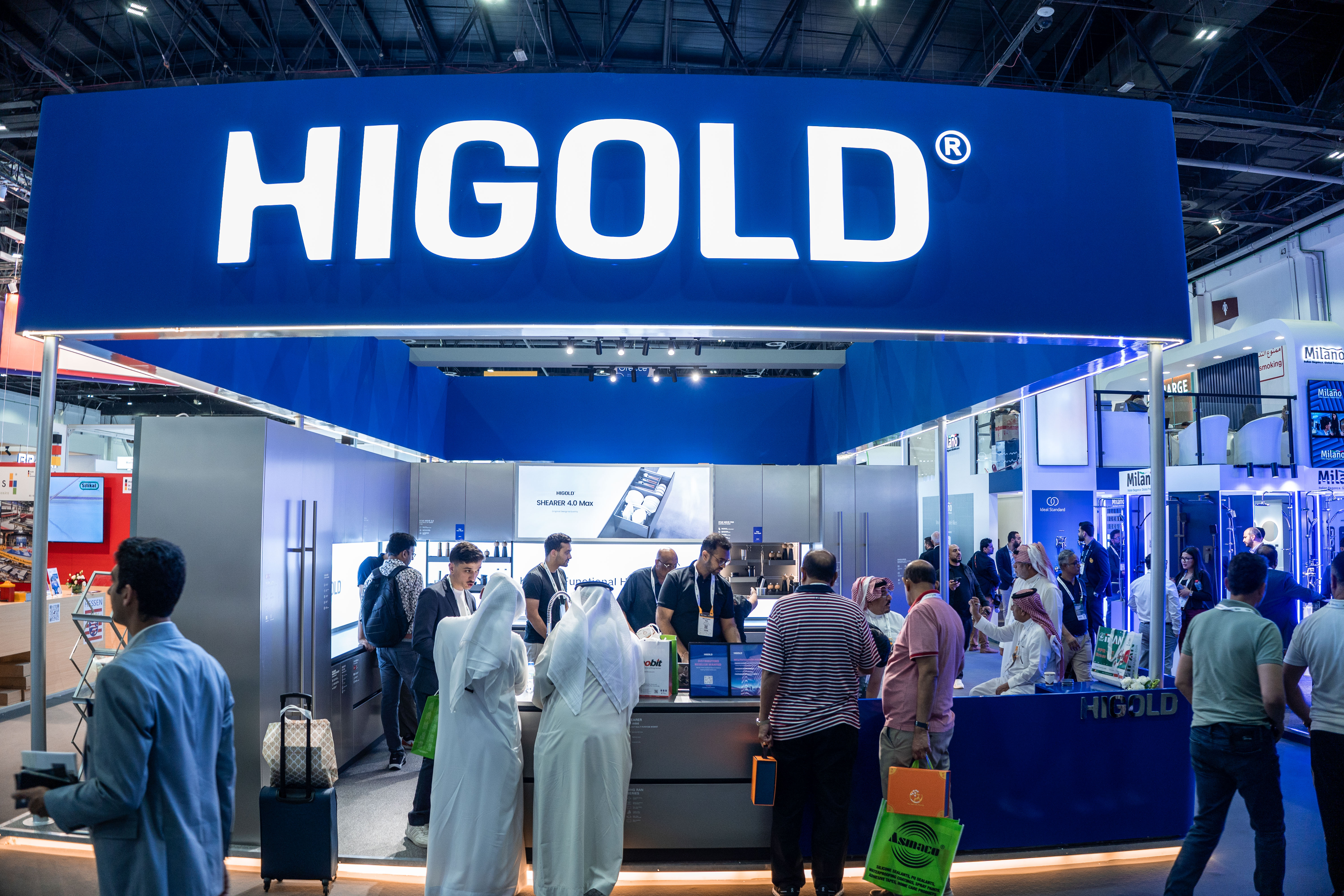 Кухня и ванная комната от Highold на выставке Big 5 Dubai Expo