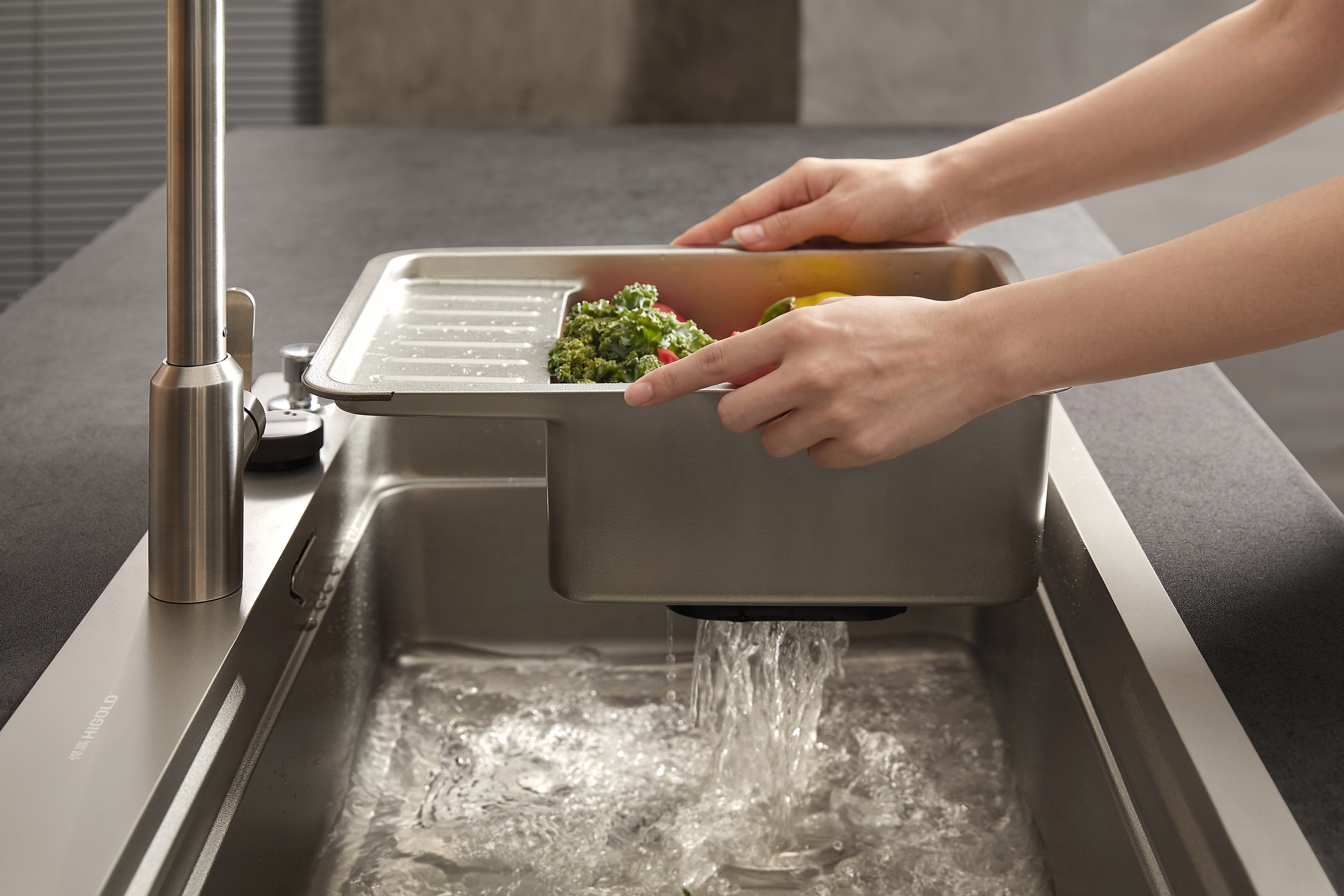 smart kitchen sink