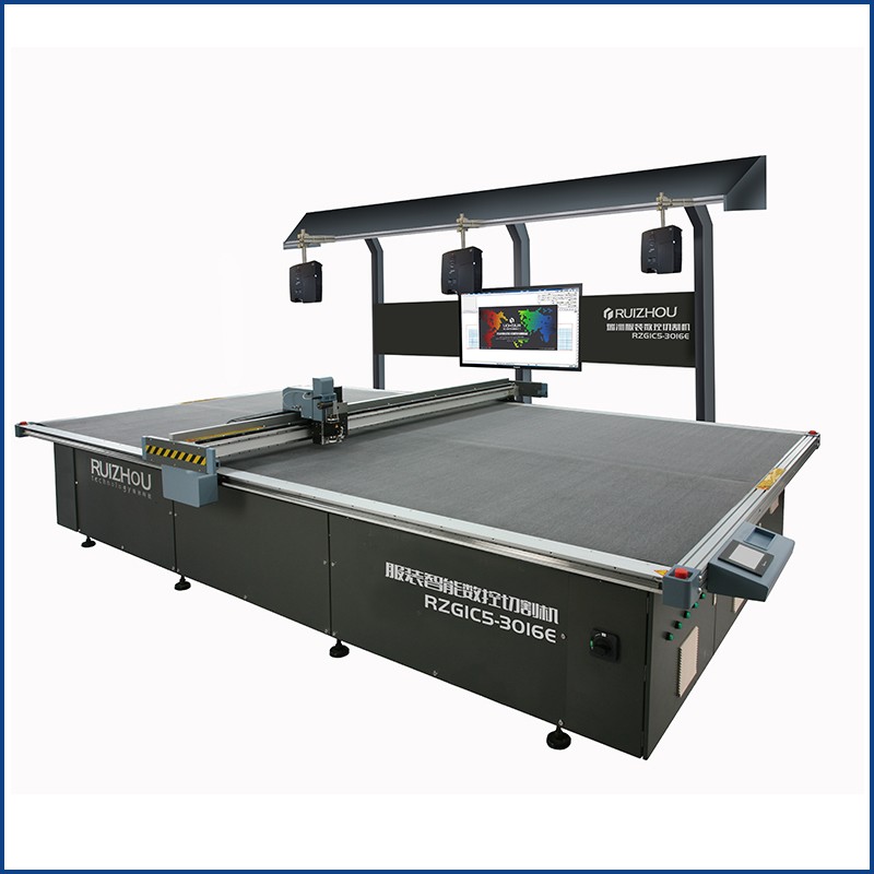 Automatic CNC Textile Cloth Cutting Machine For Apparel