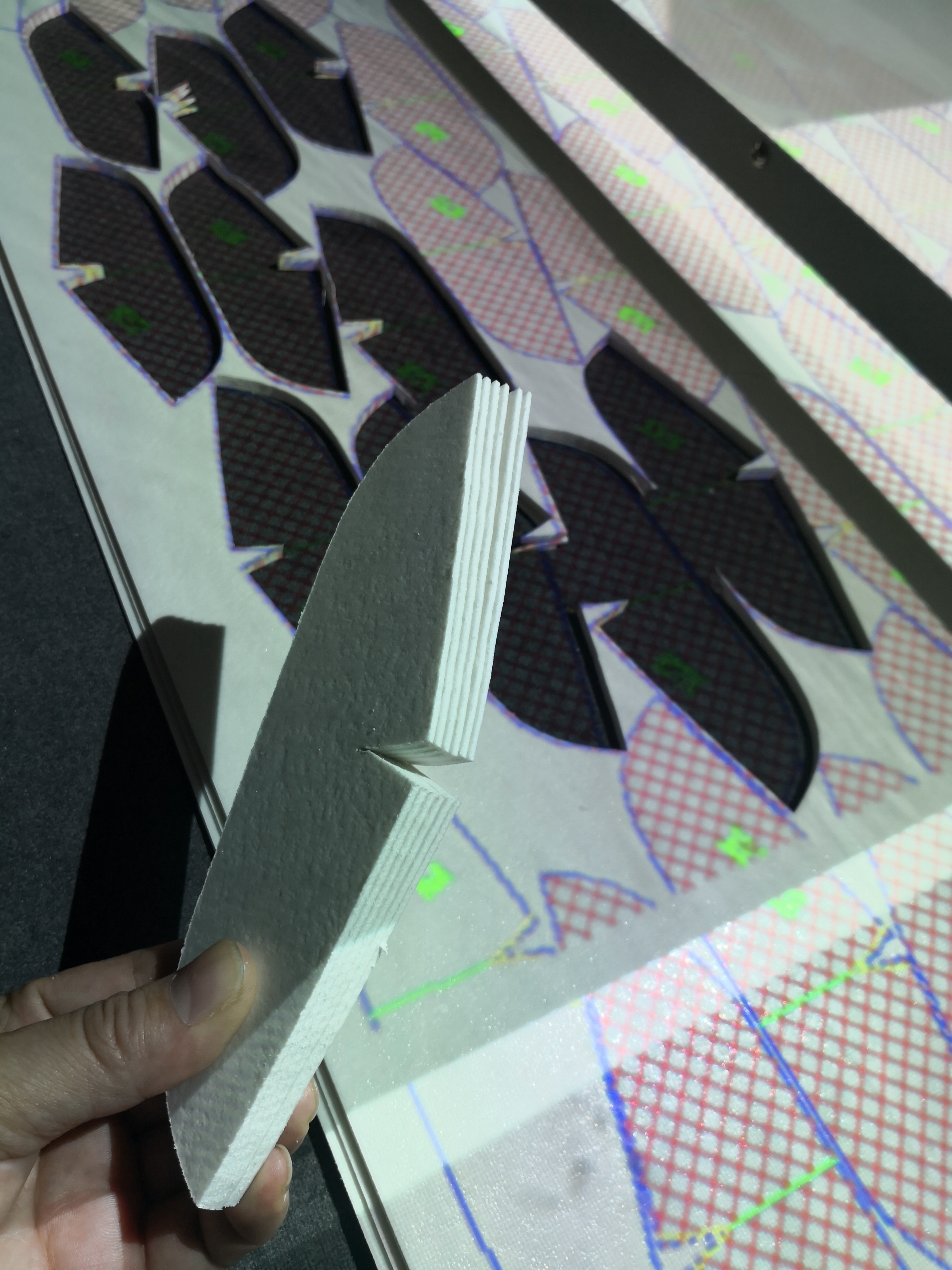 Máquina de cuero sintética artificial del CNC de la cortadora de Digitaces de las capas multi segunda