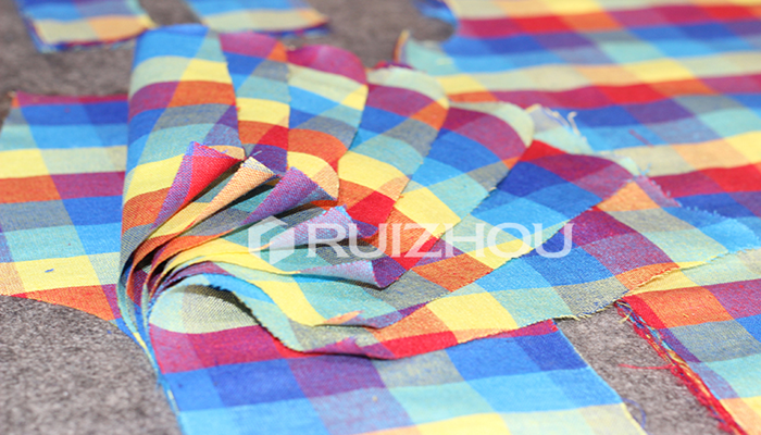 آلة قطع الملابس Ruizhou CNC - القطع الحديثة للعمل عالي الدقة