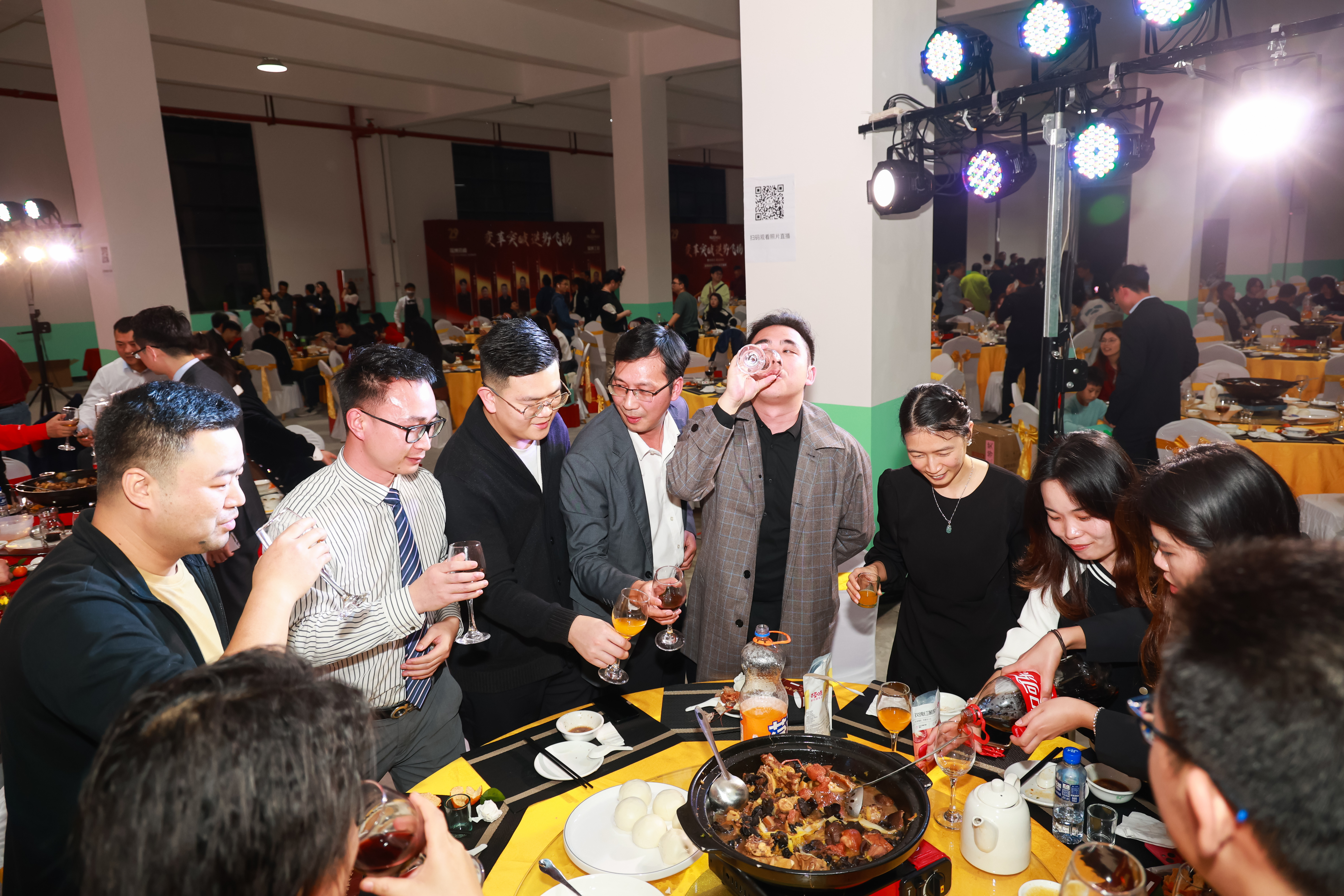 أية شركة لا تزال قادرة على اللعب بهذه الطريقة؟