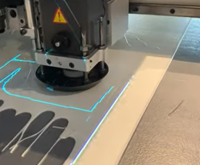 carton box cutting machine