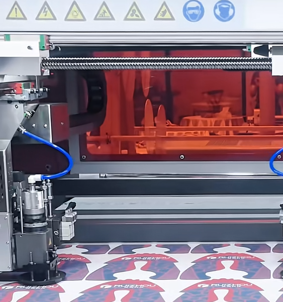 automatic leather cutting machine