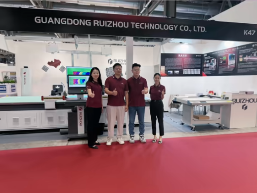 ¿Cómo cortar cuero sin deshilacharlo? ¿Cómo cortar cuero sin deshilacharlo?